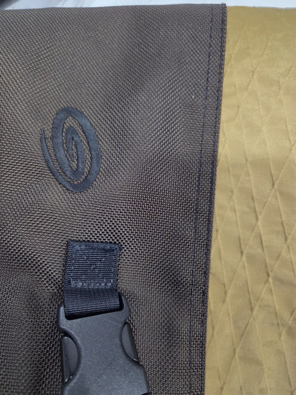 Timbuk2 messenger bag